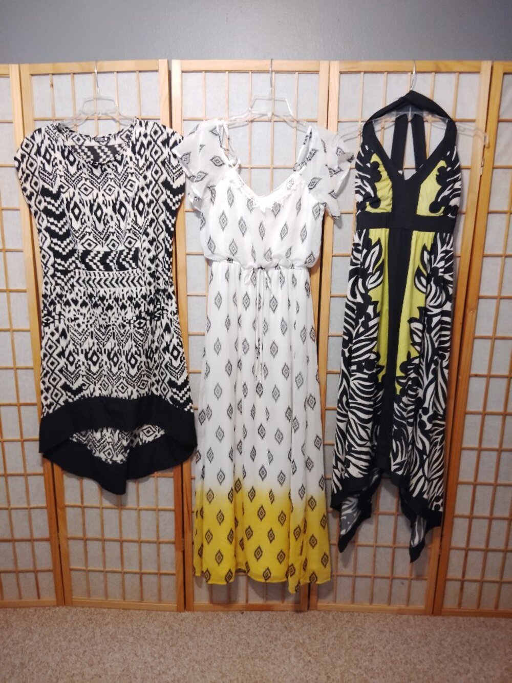 3/$20 LOT OF DRESSES SLEEVELESS SHARKBITE HIGH LOW INC URBAN GIRL-WOMENS SIZE M
